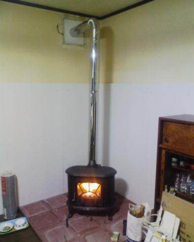 薪ストーブ火入れ