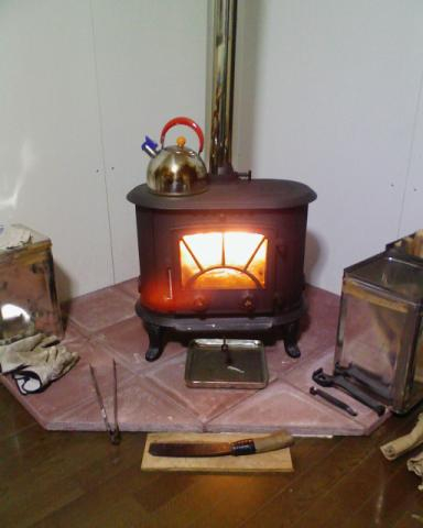 薪ストーブ炉台のカット